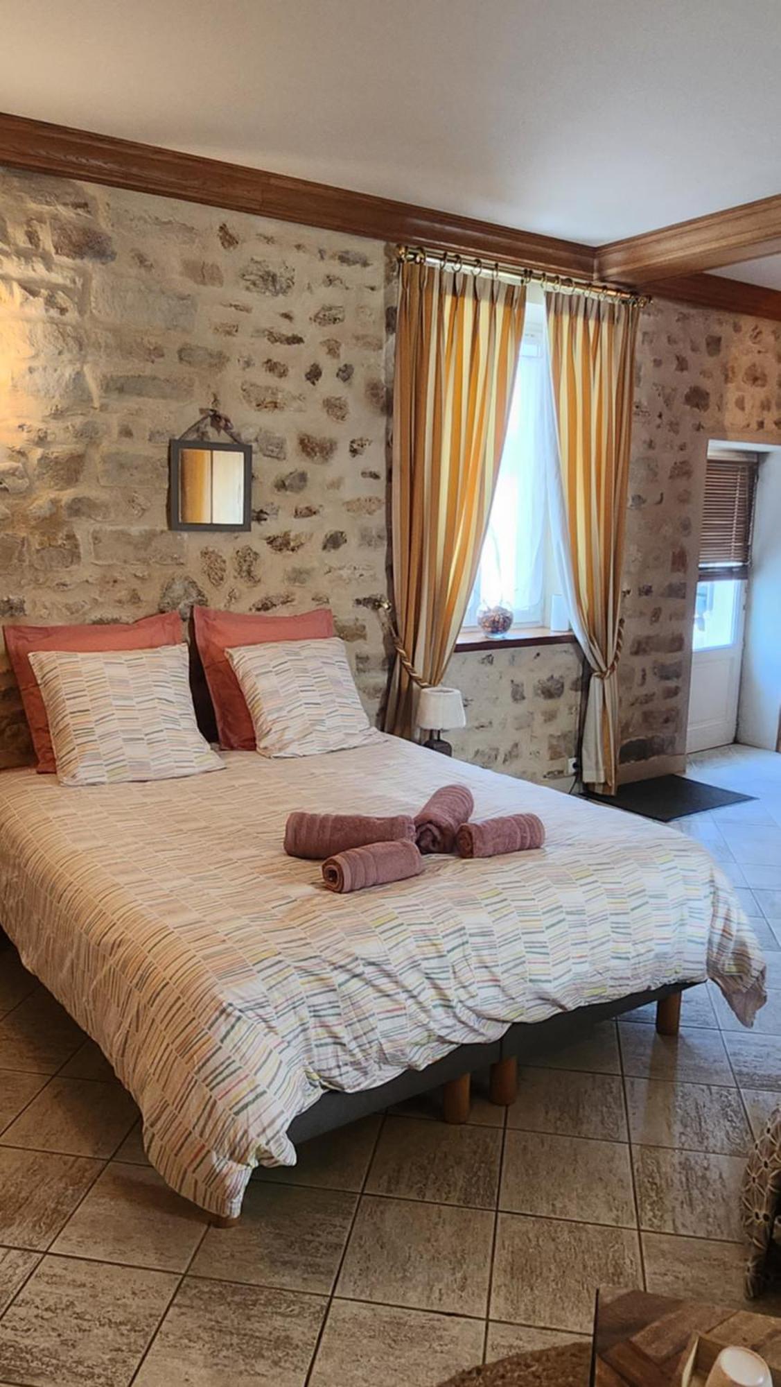La Ferme Des Ruelles Panzió Moigny Kültér fotó
